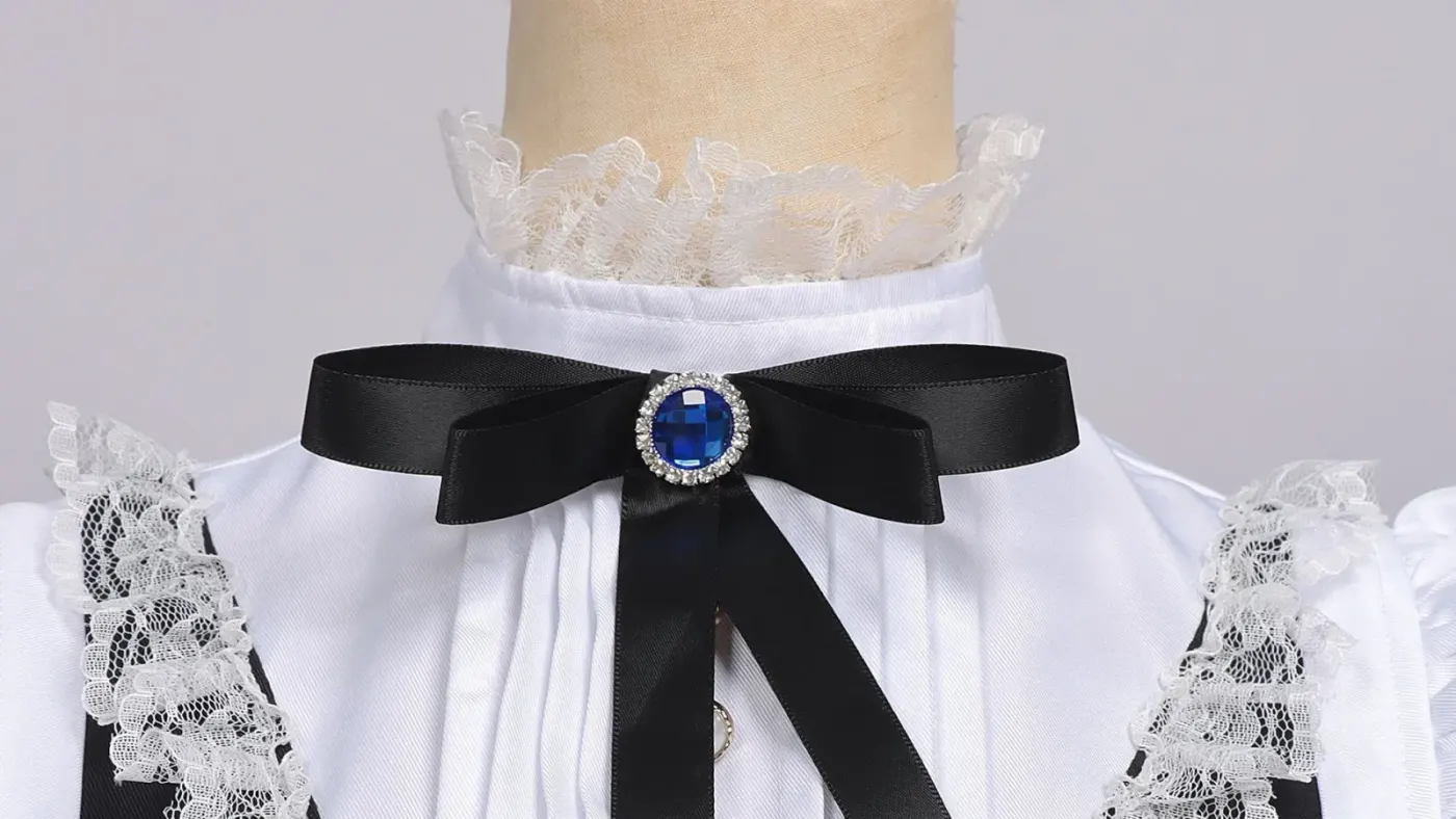 Entretien et stockage des costumes : velours, dentelle, sequins et cotte de mailles