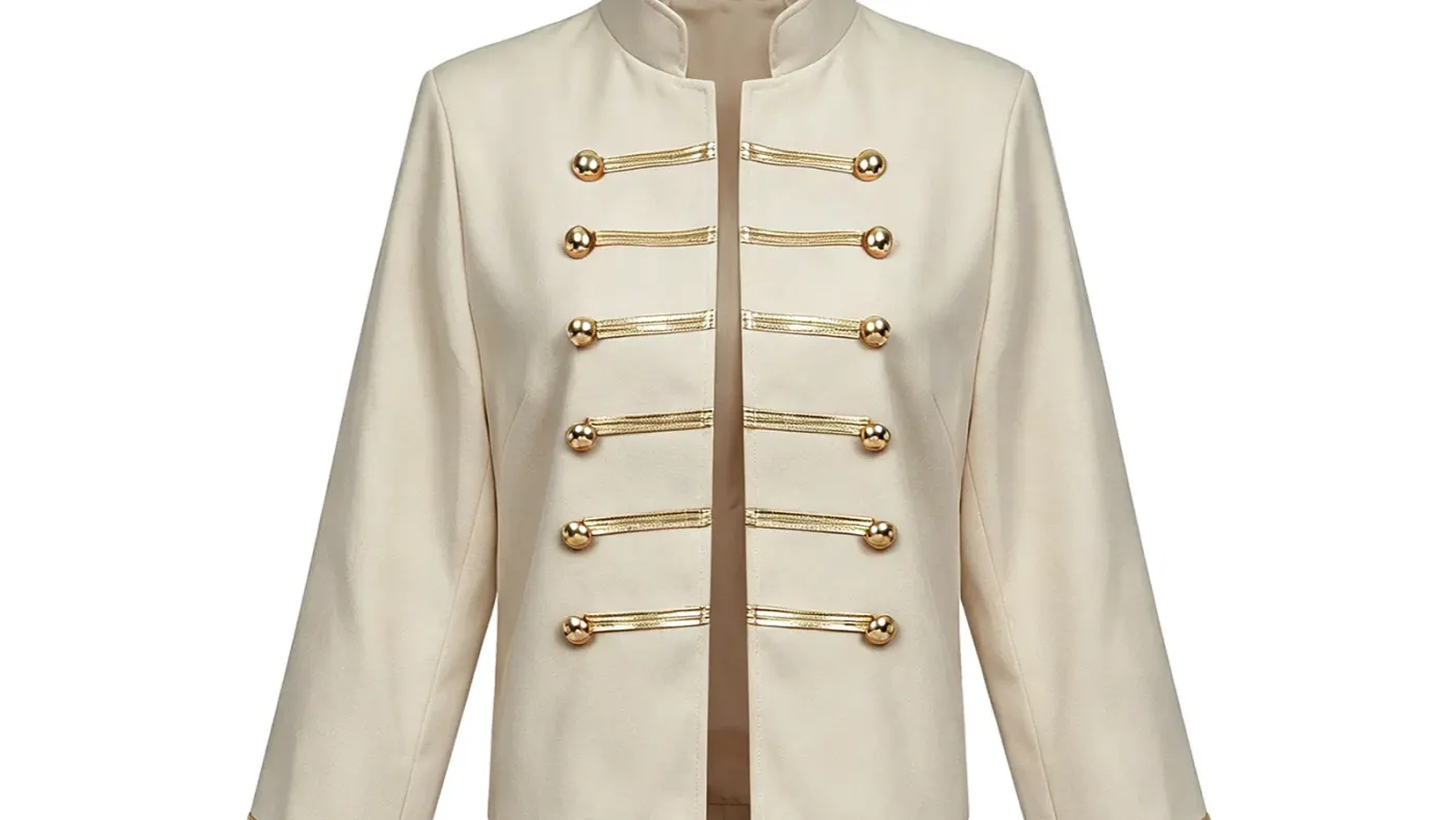 Vestes steampunk à col montant : garnitures dorées et coupe victorienne