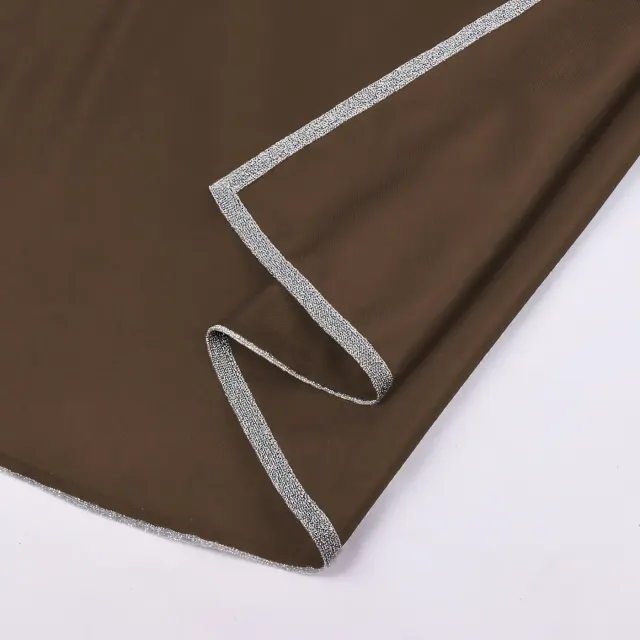 detalle de Capa vikinga con capucha para adultos, disfraz cosplay renacentista medieval 22