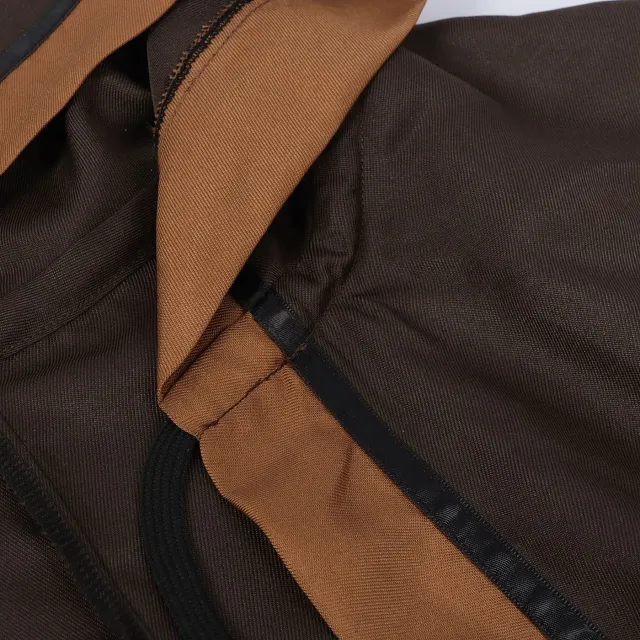 Dunkler Cosplay-Umhang mit Kapuze und Schnürung für Damen und Herren Detail 4