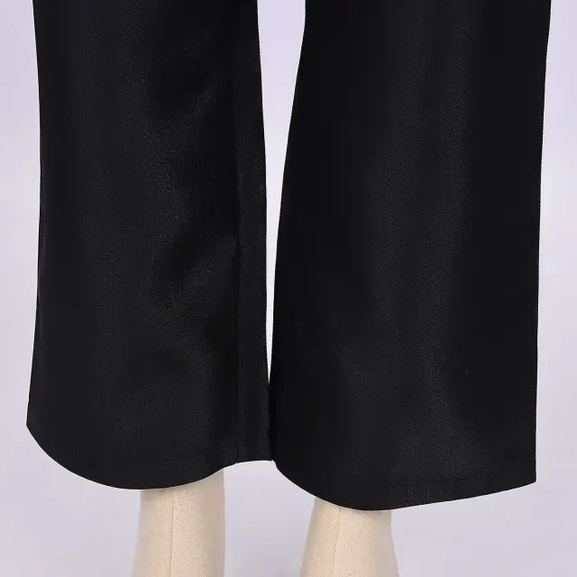 detalle de Disfraz cosplay de Maki Zenin con capa de Jujutsu Kaisen: Culling Game 9