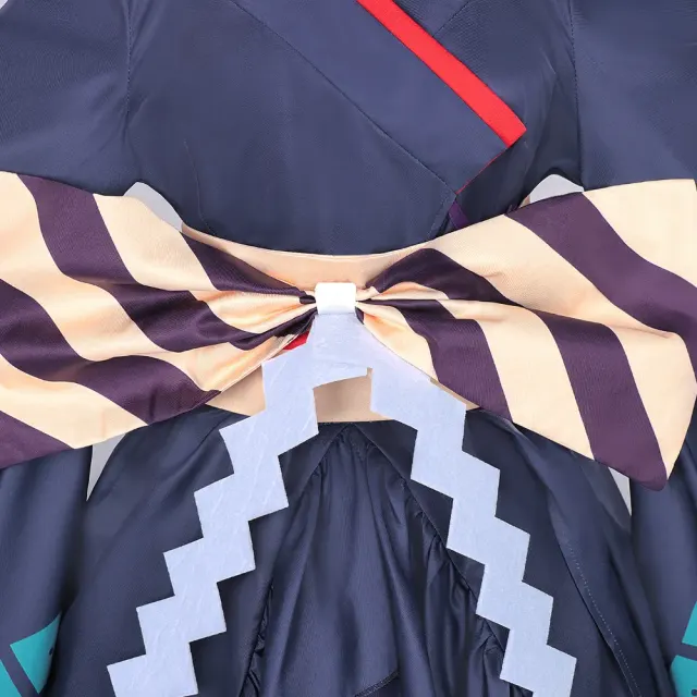 Costume cosplay Kaguya Tsukimi épaules dénudées avec imprimé fleurs de cerisier détail 15