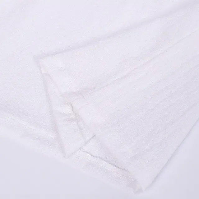 Ensemble chemise et pantalon court de pirate médiéval pour enfant détail 5