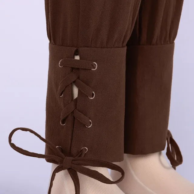 Ensemble chemise et pantalon court de pirate médiéval pour enfant détail 17
