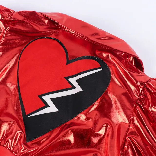 detalle de Disfraz cosplay infantil de la Reina de Corazones para Halloween 14