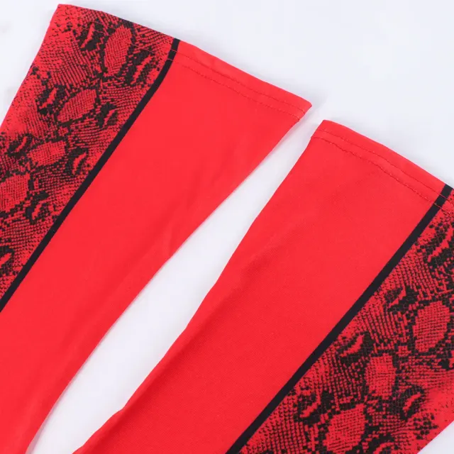 detalle de Disfraz cosplay infantil de la Reina de Corazones para Halloween 23