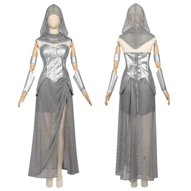 Mittelalterliches Damen-Kostümset mit Kunst-Kettenhemd und ritterlichem Look für Cosplay und Bühne.