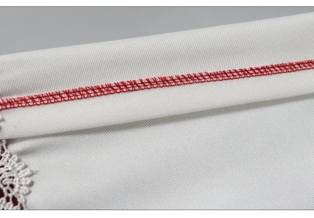 Mittelalterliches Kapuzen-Cosplay-Kleid mit Schnürung und Glockenärmeln Detail 16