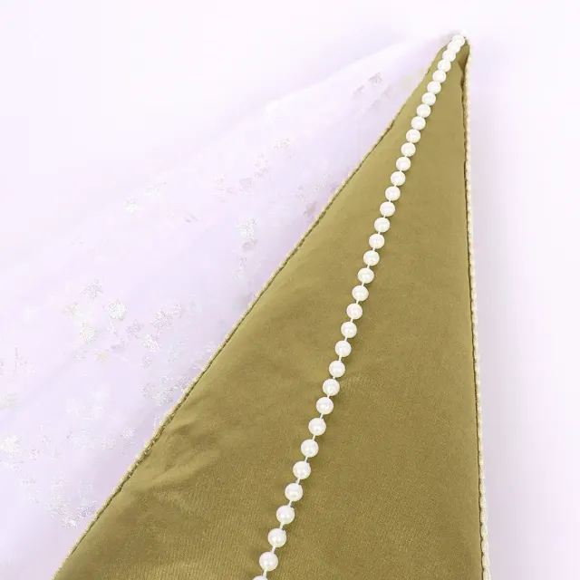 detalle de Sombrero medieval renacentista de mujer con velo cónico para cosplay de Halloween 4