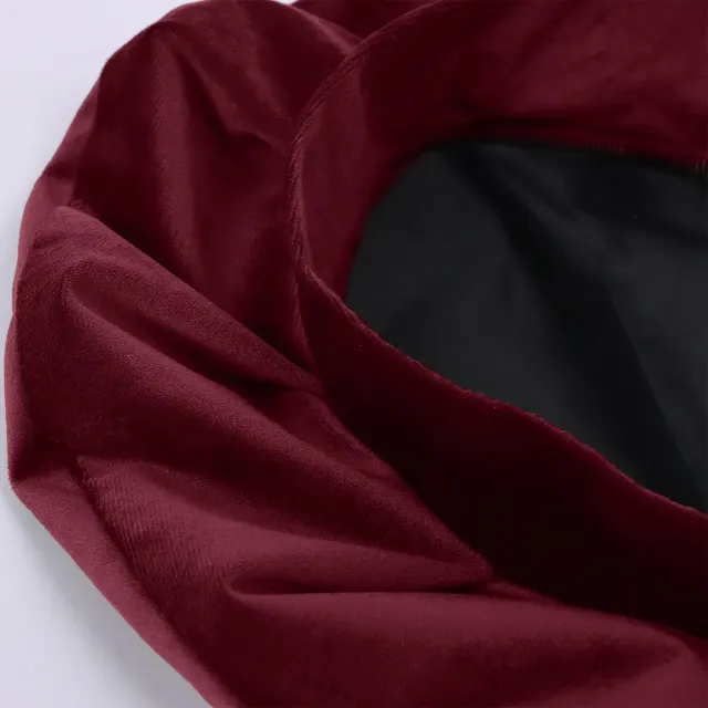 Mittelalterlicher Tudor-Federbarett-Hut für Renaissance-Cosplay und Bühne Detail 23