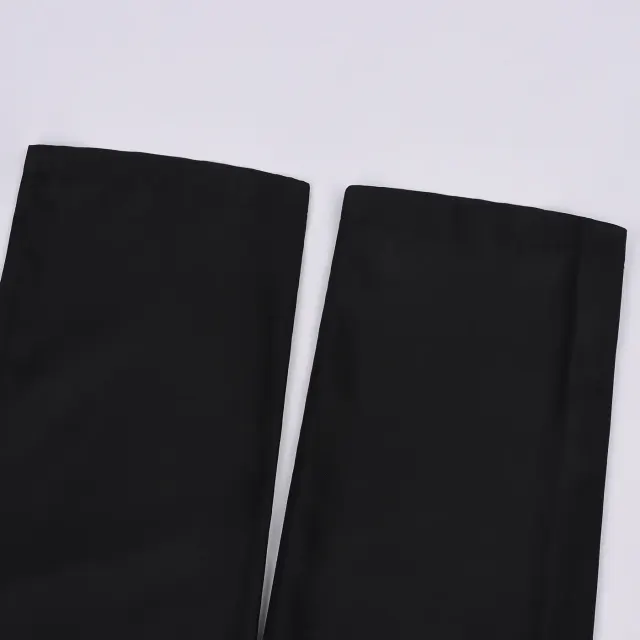 Tudor-Renaissance-Prinz-Kostüm für Herren mit Umhang in Schwarz Detail 16