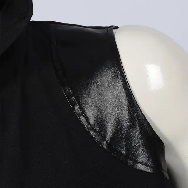 Gilet médiéval punk sans manches à capuche et lacé pour homme détail 8