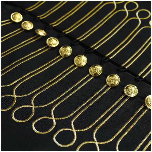 detalle de Chaleco cosplay con cuello alto y bordado de estilo militar para Halloween 6