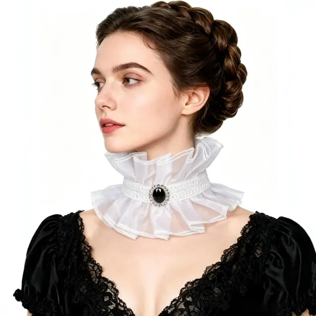 Un col détachable en dentelle de style victorien blanc avec un nœud décoratif et un style écharpe de cou.