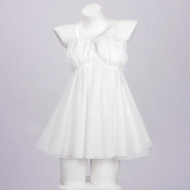 detalle de Vestido mini de tul blanco con tirantes y cuerpo bandeau de cintura alta 1