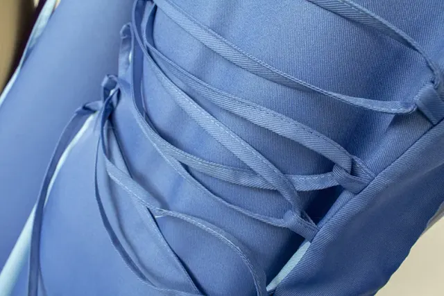 detalle de Vestido largo medieval renacentista irlandés de mujer para cosplay teatral 10